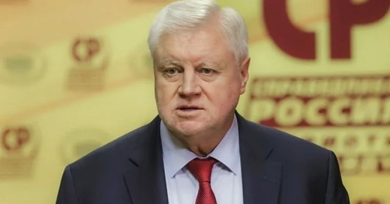 Флаг Азербайджана напугал Миронова