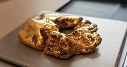 3400 illik qızıl diademlər tapıldı Foto