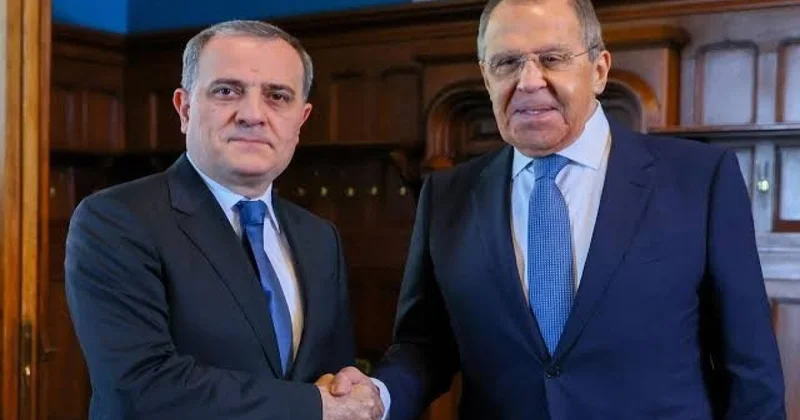 В Москве начались переговоры глав МИД Азербайджана и России