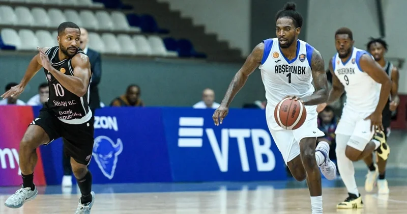 Azərbaycan klubunda ayrılıq