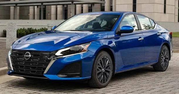 Nissan Altima istehsalının bitməsi ilə bağlı xəbərləri təkzib edir