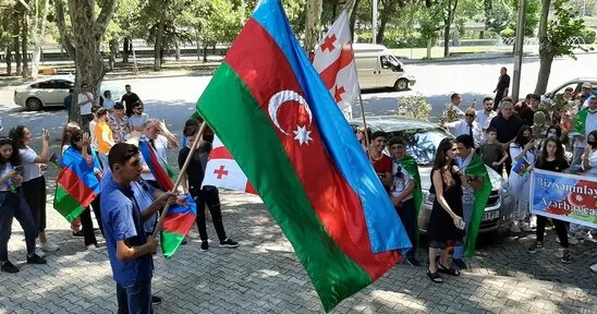 “Zirə” Kutaisidə dəstəksiz qaldı Gürcüstanda 269 min azərbaycanlı ola ola!
