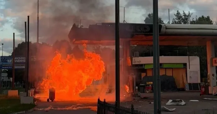 Rusiya Sumını bombaladı 15 yaralı