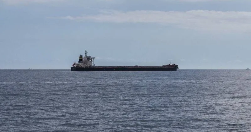 Somali piratları ASANA neft tankerini qaçırdı