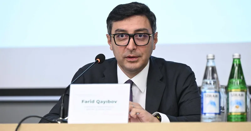 Fərid Qayıbov Xankəndi şəhərində idman federasiyalarının nümayəndələri ilə görüşüb FOTO