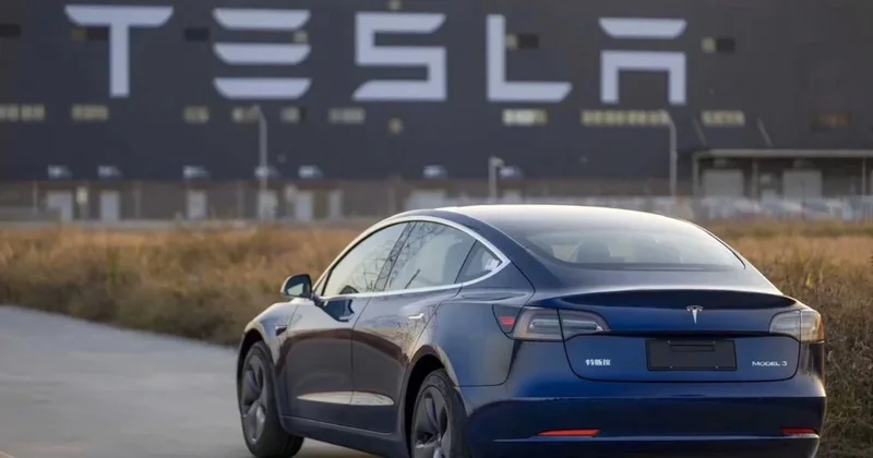 Tesla minlərlə avtomobili təmir edəcək