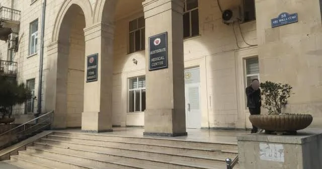 Özəl klinikalarda qeydiyyat üçün alınan ödənişlər nə dərəcədə qanunidir?