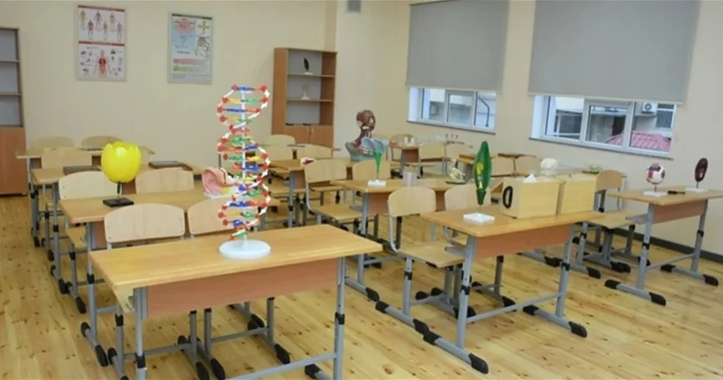 На реконструкцию одной из бакинских школ предусматривается направить 938 тысяч манатов ФОТО