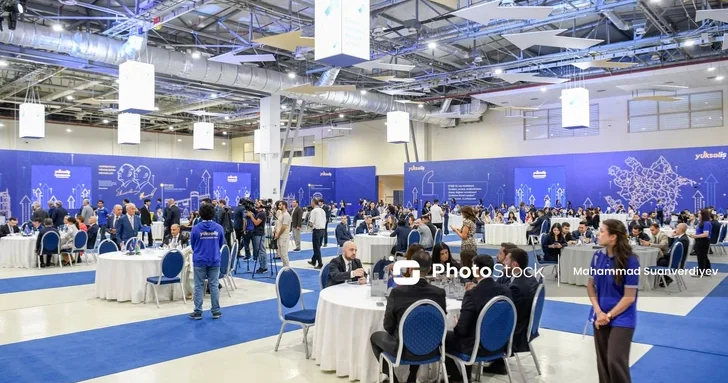 В Баку стартовал финал шестого конкурса Yüksəliş