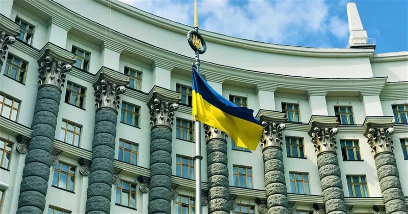 В Украине количество вице премьеров сократилось, а министерств увеличилось