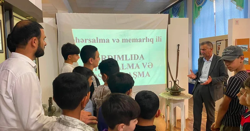 Gənclərin tarixə səyahəti