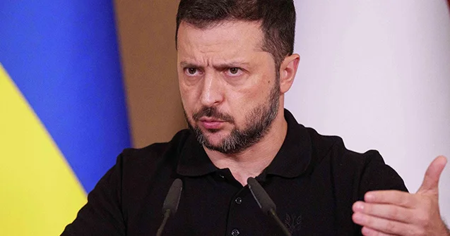 “Ərazi mübadiləsi yalnız üçtərəfli görüş zamanı müzakirə oluna bilər” Zelenski