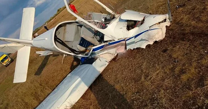 В Казахстане разбился легкомоторный самолет, два человека погибли