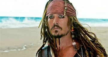 Conni Depp yenidən Cek Sərçə nin papağını geyə bilər...