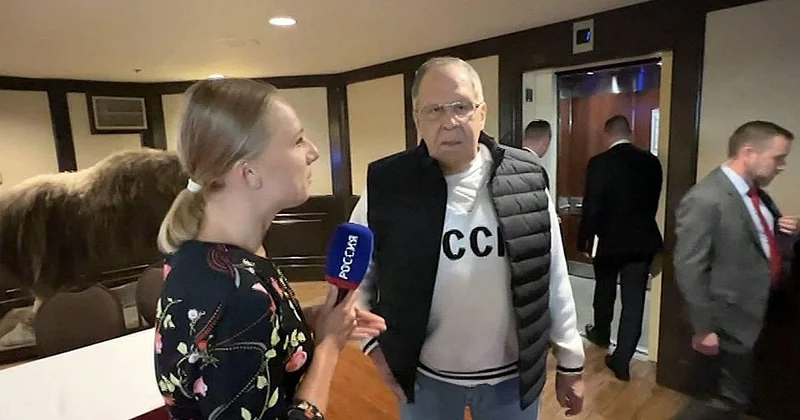Империалист Лавров в свитере от бренда Selsovet произвел впечатление на Рубио