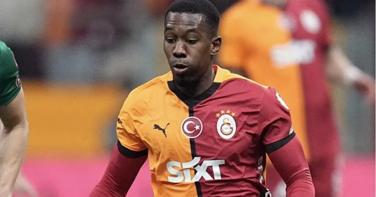 Qalatasaray legionerini satmaqda israrlıdı
