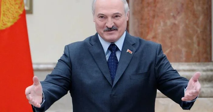 Tramp Lukaşenkonu qüdrətli lider adlandırdı