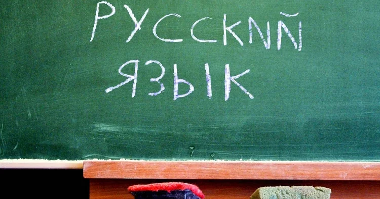 Kremlin rus dili şantajı