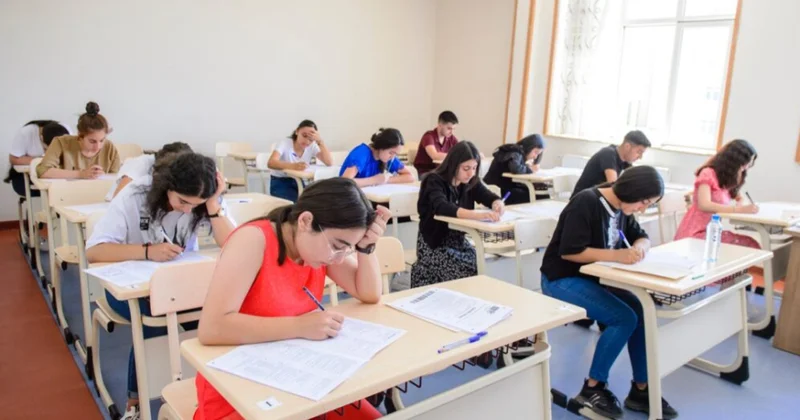60 minə yaxın abituriyent ərizəsini təsdiq edib