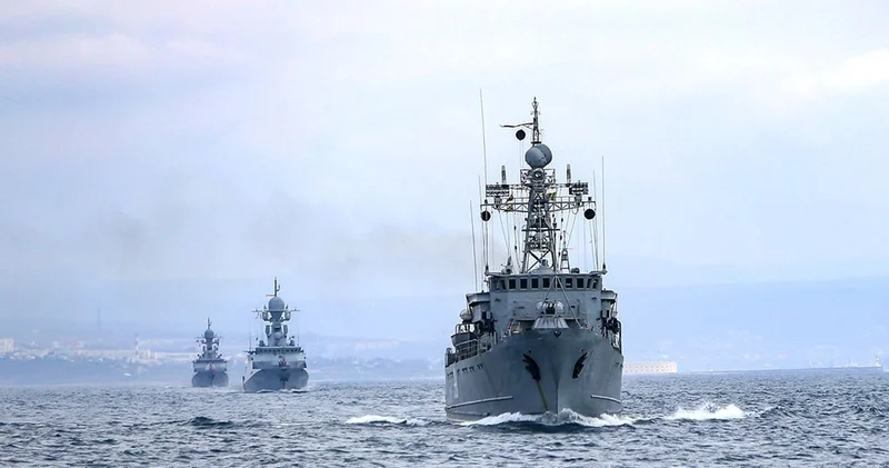 Россия стягивает корабли Северного флота в Балтийское море