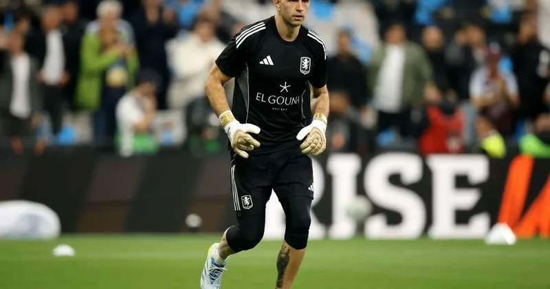 Emiliano Martinesin “Yuventus”a transferi ilə bağlı razılaşma pozulub