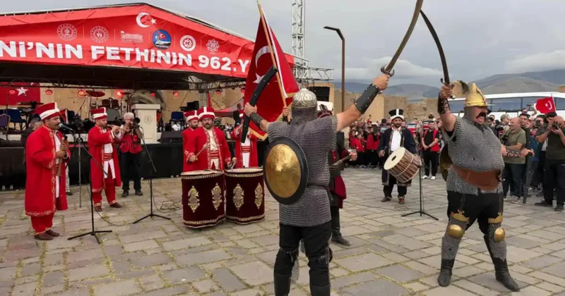 Türkiyədə Ani qalasının fəthinin 962 ci ildönümü qeyd olunub