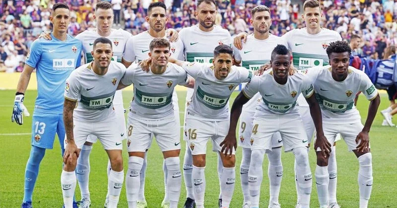 Deportivo və Elçe La Liqaya heç heçə ilə başladılar