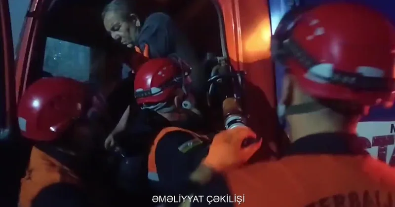 В Евлахе водитель оказался зажат в грузовике после ДТП ВИДЕО