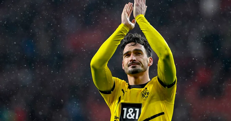 Hummels “Borussiya”dan ayrıldı