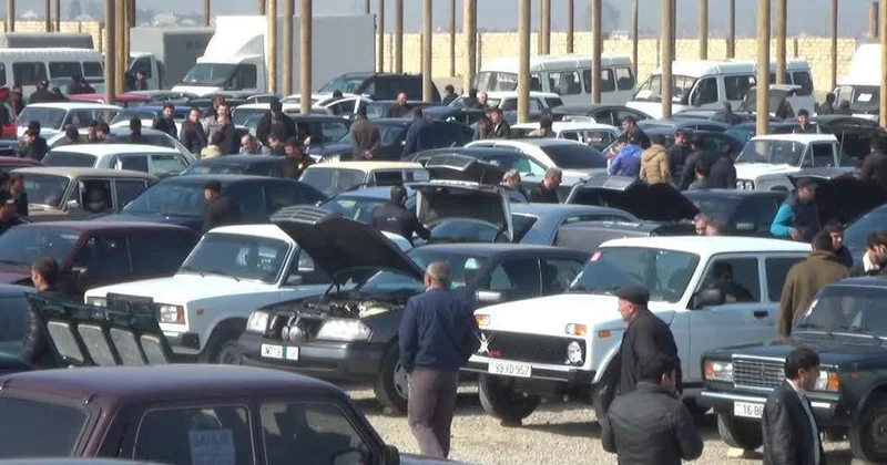 Maşın bazarlarında durğunluq yaşanır