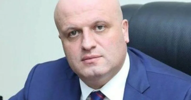 Ermənistanda keçmiş gömrük məmurunun ƏMLAKLARI müsadirə edilir SİYAHI KONKRET