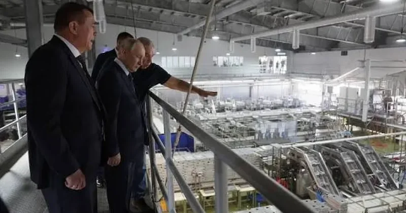 Putinin səfərindən çox QƏZƏBLƏNİBLƏR
