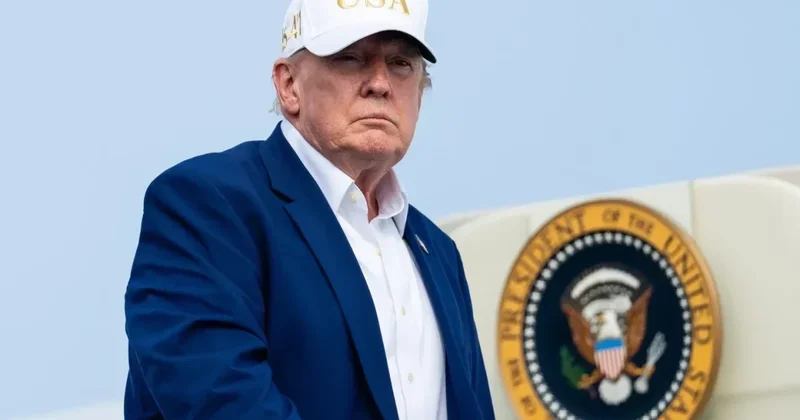 Трамп призвал Иран поднять белый флаг