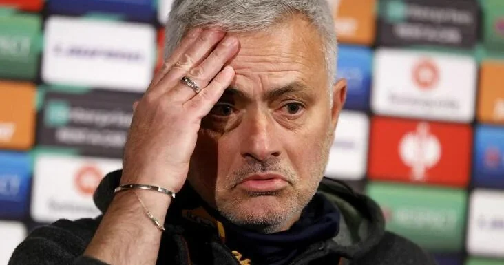 Hər şey daha pis ola bilərdi Mourinyonun gözünün altı niyə qaralıb?