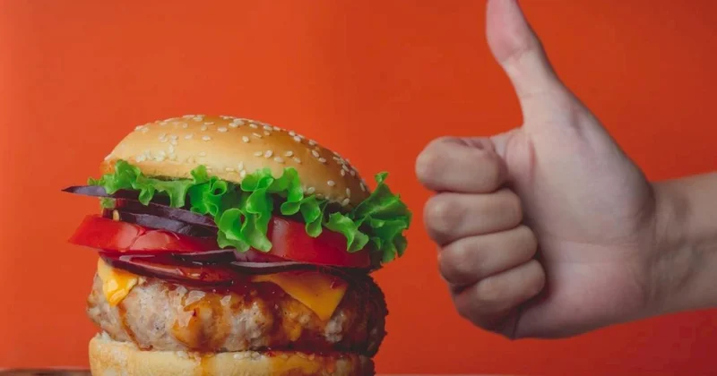 Evdə hazırlanan burgeri korlayan geniş yayılmış səhv