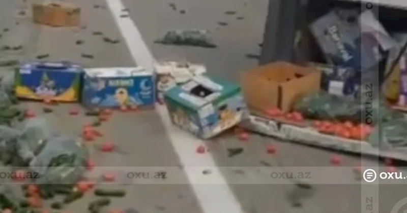 Ucarda tərəvəz daşıyan maşın aşıb