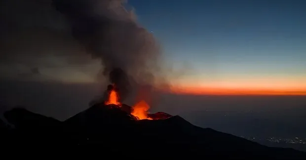 Turist Etna vulkanına qalxdı, ildırım vurması nəticəsində ÖLDÜ