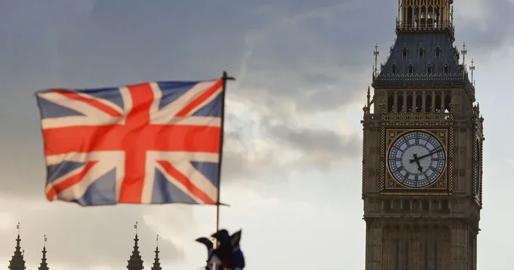 Britaniya hökumətinin üç nazirinin şəxsi telefon nömrələri internetə sızıb