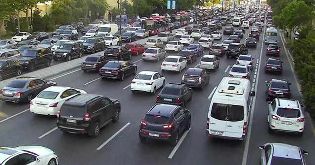 Bakıda sıxlıq olan yollar açıqlandı