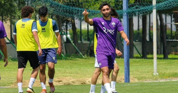 İmişli yerli futbolçu ilə yollarını ayırdı