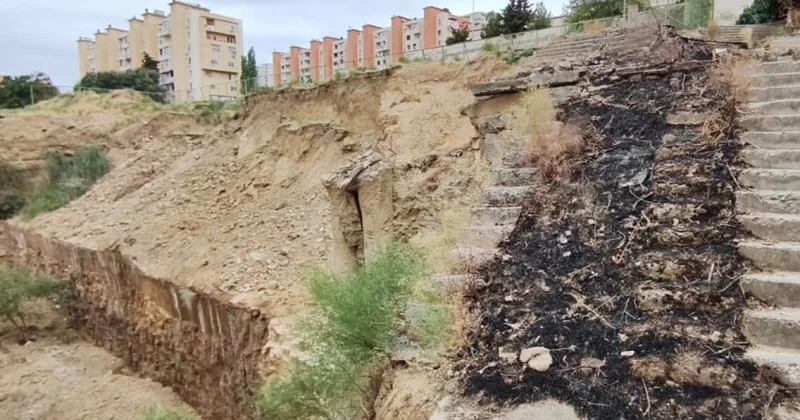 Проспект Гянджа пополз вниз… Под землю уже ушли машины. Следующими могут стать дома? наши проблемы