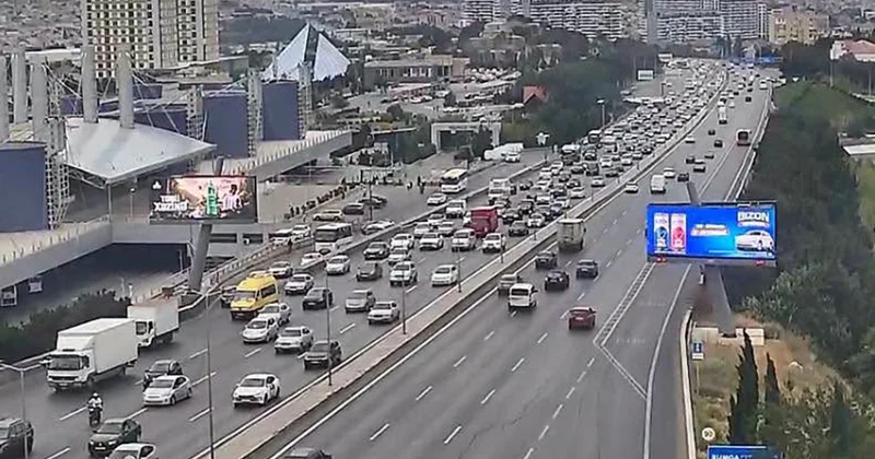 Paytaxtın 5 yolunda sıxlıq var
