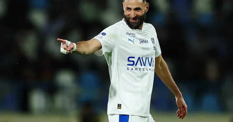 Benzema yay transfer pəncərəsinin sonuna qədər Əl Hilal dan ayrıla bilər