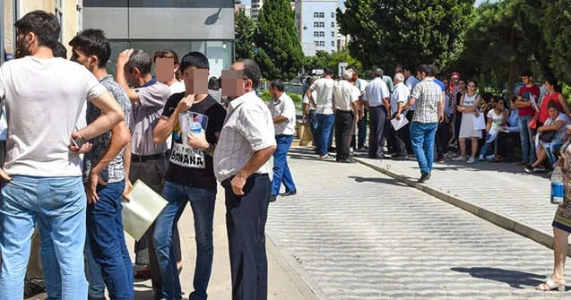“Təhsil haqqı və kirayə qiymətlərinin getdikcə artması tələbə valideynlərini ağır yük altında qoyur...”