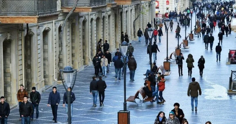 Əhali qazancının çoxunu buna xərcləyib Siyahı