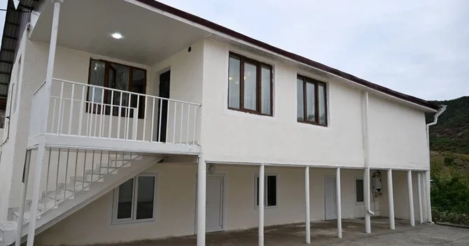 Seyidbəyli kəndinə ilkin mərhələdə 31 nəfərdən ibarət 9 ailə köçüb