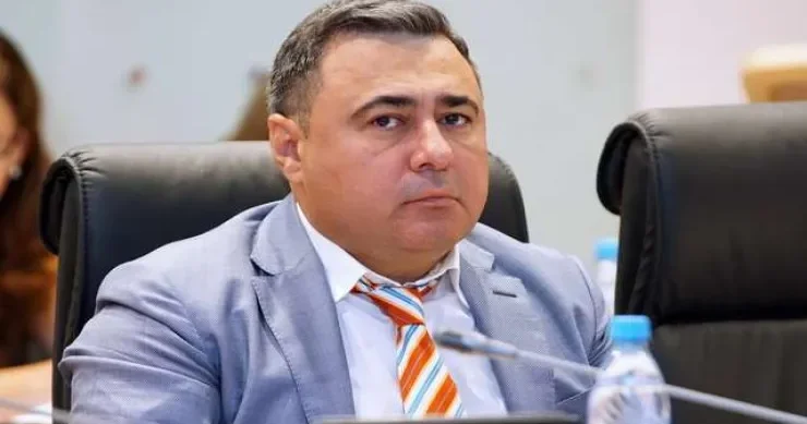 Azərbaycanlı deputatı kimlər sıxışdırır? Şirkətinə cinayət işi açıldı