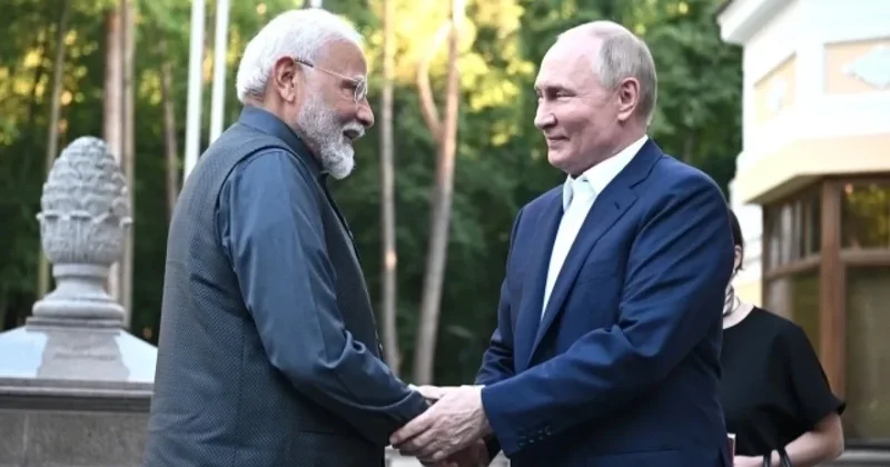 Putin Hindistan Baş naziri ilə telefon danışığı aparıb
