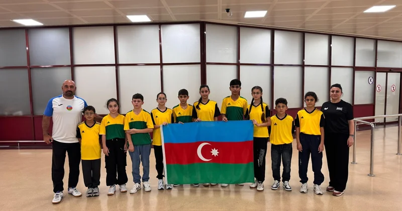 Stolüstü tennisçilərimiz Gürcüstana yollanıblar