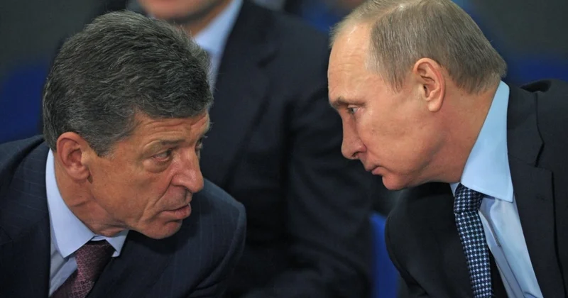 Putinin yaxın adamı Kozak istefa verib